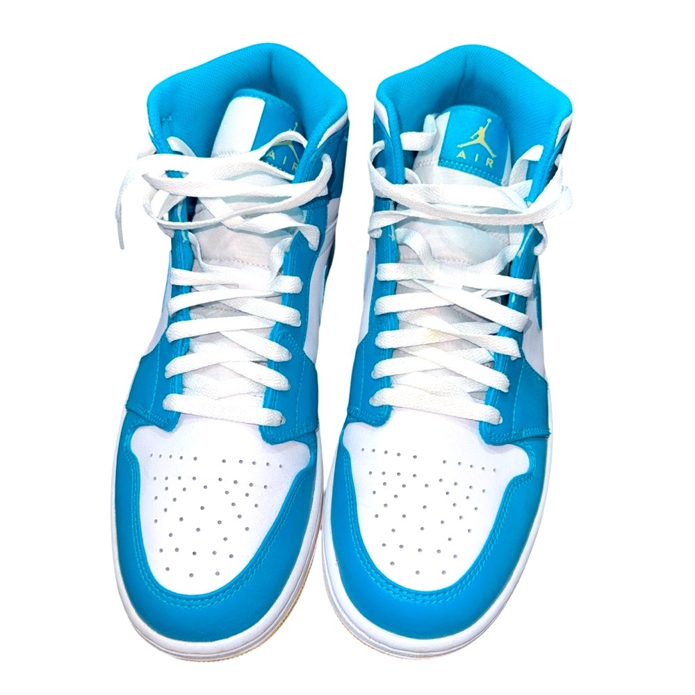 Air Jordan 1 Mid Legend Blue